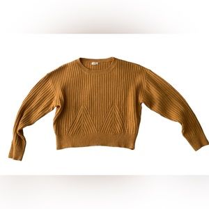 Crop Sweater - size S/M